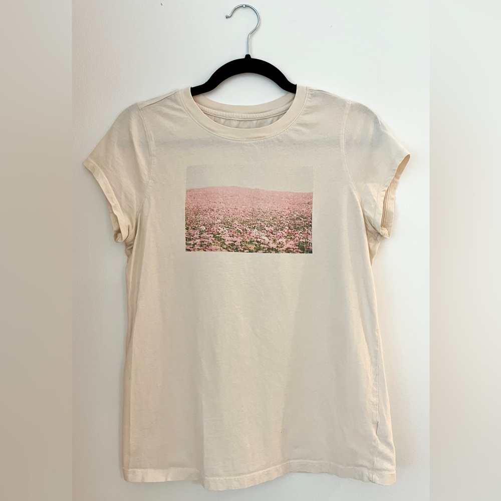 Universal Thread Cream Short Sleeve Tee
